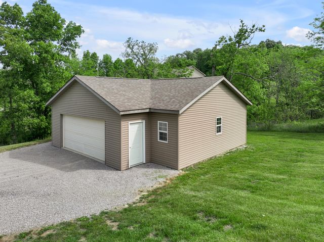 1208 White Oak Road, Stamping Ground, KY 40379