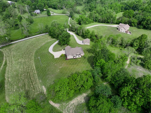 1208 White Oak Road, Stamping Ground, KY 40379