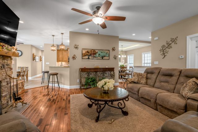 1208 White Oak Road, Stamping Ground, KY 40379