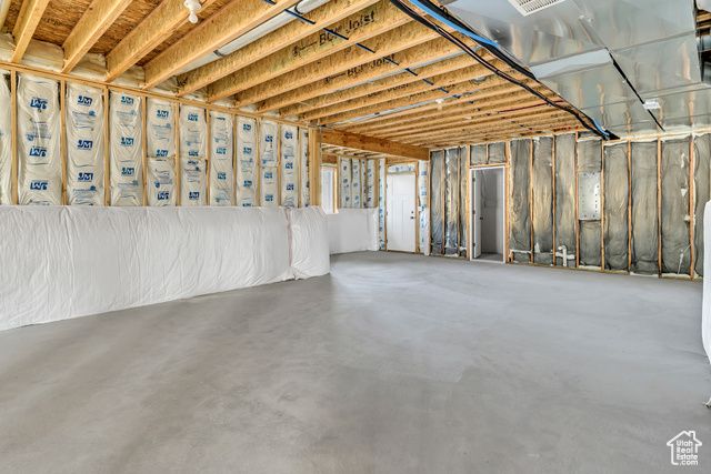 3261 N 2500 W, Farr West, UT 84404