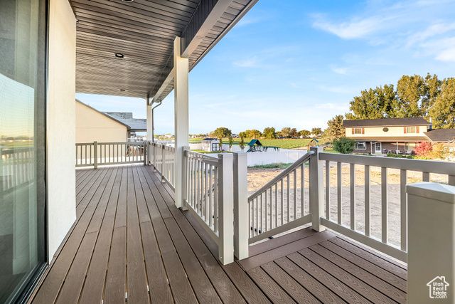 3261 N 2500 W, Farr West, UT 84404