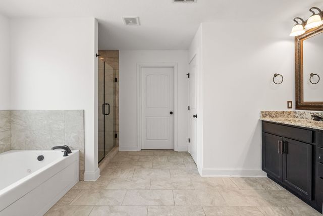 3148 Timberdale Dr, Clarksville, TN 37042
