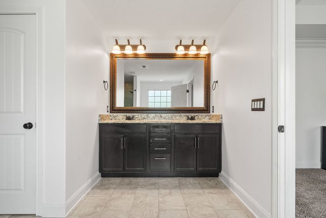 3148 Timberdale Dr, Clarksville, TN 37042