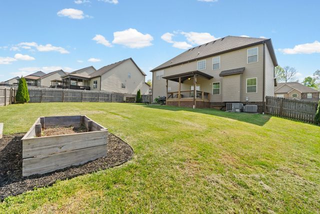 3148 Timberdale Dr, Clarksville, TN 37042