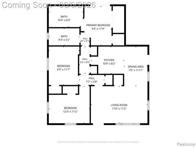 425 W Caroline Street, Fenton, MI 48430