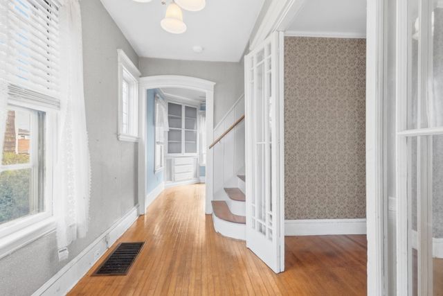 70 Rounds St, New Bedford, MA 02740