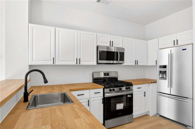 7019 Biltmore Trace, Lithonia, GA 30058