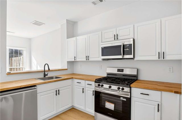 7019 Biltmore Trace, Lithonia, GA 30058