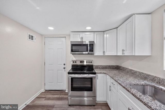 23 E 22ND ST, Wilmington, DE 19802