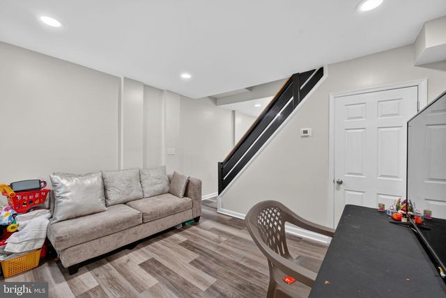 23 E 22ND ST, Wilmington, DE 19802