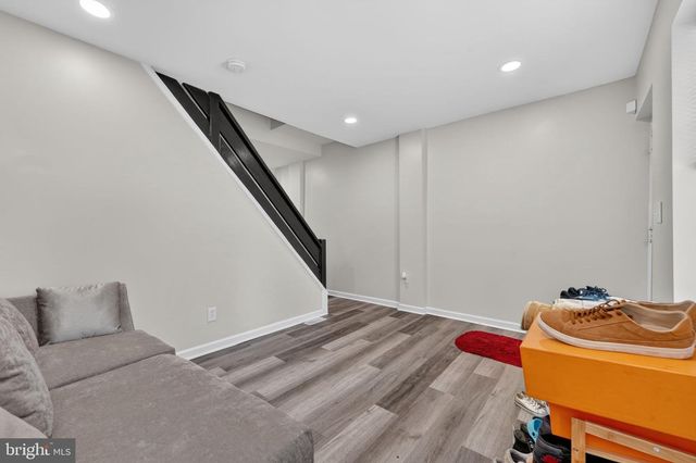 23 E 22ND ST, Wilmington, DE 19802
