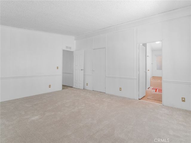 10164 White, Phelan, CA 92371