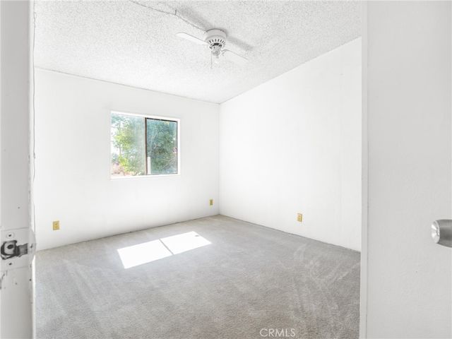 10164 White, Phelan, CA 92371