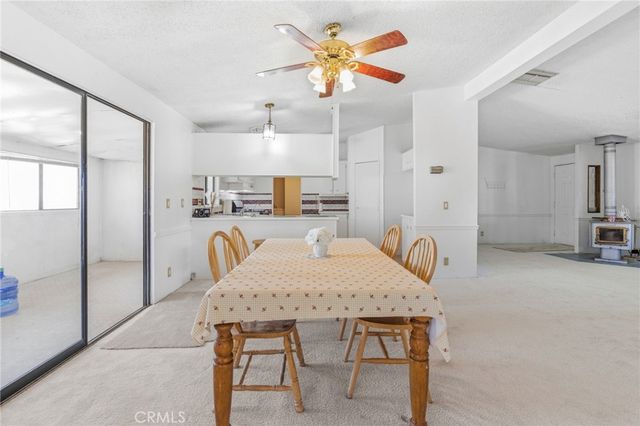 10164 White, Phelan, CA 92371