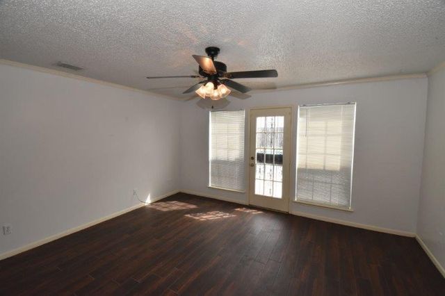 9007 Woodleigh Drive, Houston, TX 77083