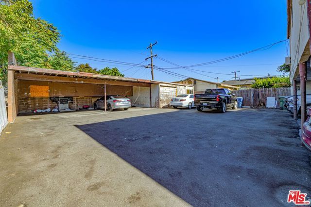 579 Hyde Park Place, Inglewood, CA 90302