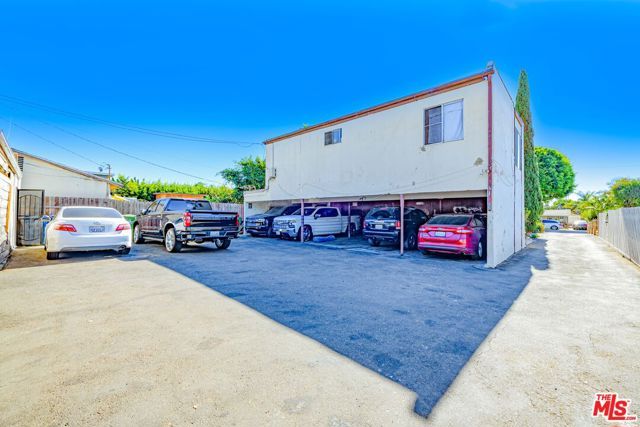 579 Hyde Park Place, Inglewood, CA 90302