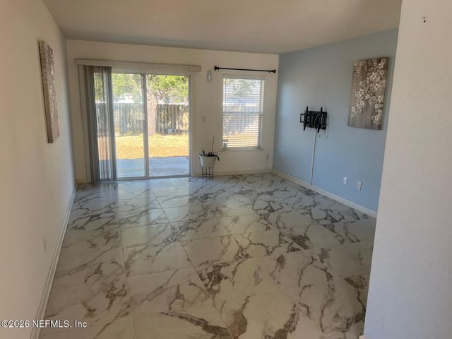 7110 NEWMAN LAKE Court, Jacksonville, FL 32222