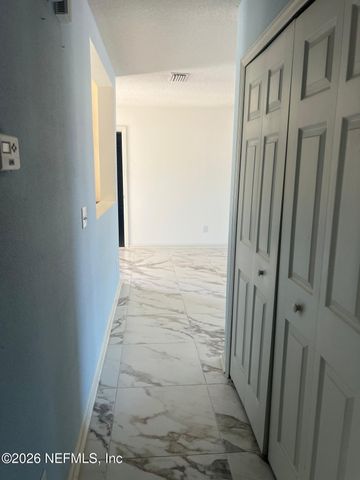 7110 NEWMAN LAKE Court, Jacksonville, FL 32222