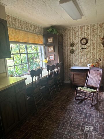 115 Pecan Avenue, Fairhope, AL 36532