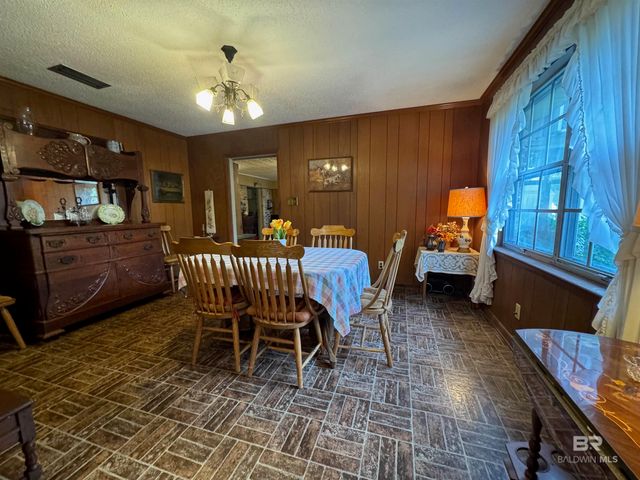 115 Pecan Avenue, Fairhope, AL 36532