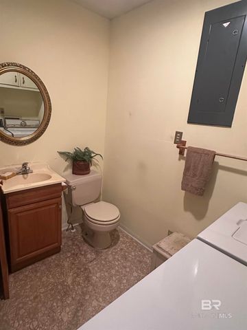 115 Pecan Avenue, Fairhope, AL 36532