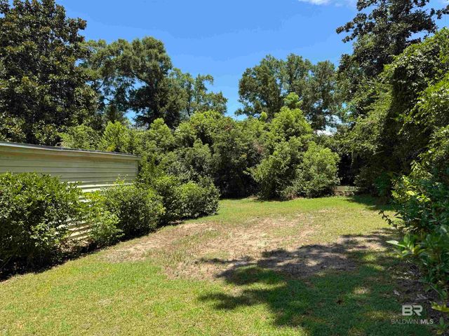 115 Pecan Avenue, Fairhope, AL 36532