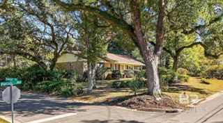 115 Pecan Avenue, Fairhope, AL 36532