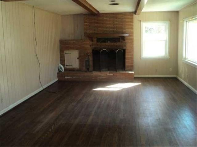 815 S College Avenue, Cleveland, TX 77327