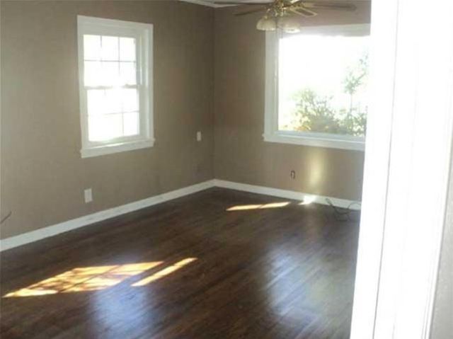 815 S College Avenue, Cleveland, TX 77327