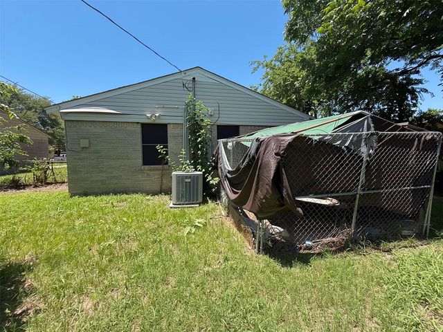 4228 Scottsdale Drive, Mesquite, TX 75150