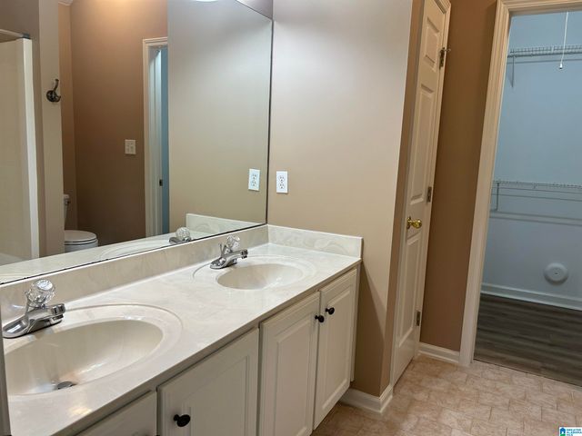 100 COALES BRANCH DRIVE, Pelham, AL 35124