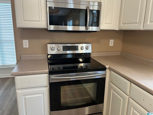 100 COALES BRANCH DRIVE, Pelham, AL 35124