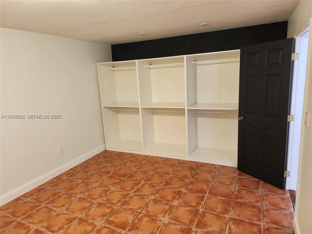 9825 SW 132nd Ct, Miami, FL 33186