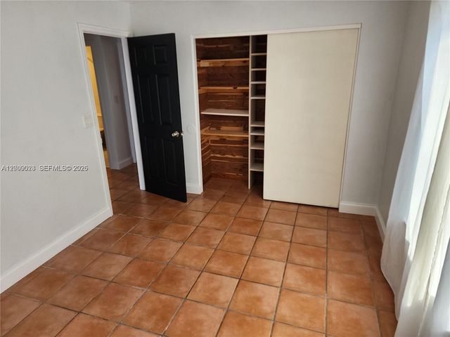 9825 SW 132nd Ct, Miami, FL 33186