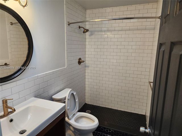 9825 SW 132nd Ct, Miami, FL 33186