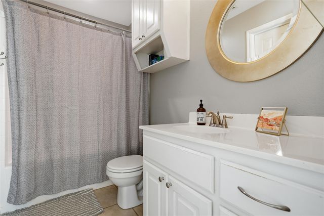 2401 Colcord Avenue, Waco, TX 76707