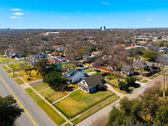 2401 Colcord Avenue, Waco, TX 76707