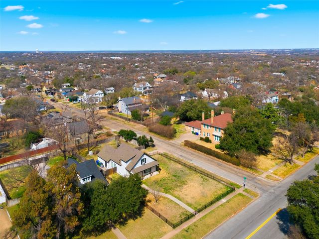 2401 Colcord Avenue, Waco, TX 76707