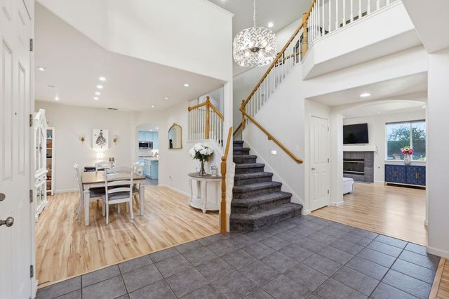 3249 Big Bear Dr, Roseville, CA 95747