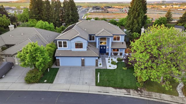 3249 Big Bear Dr, Roseville, CA 95747