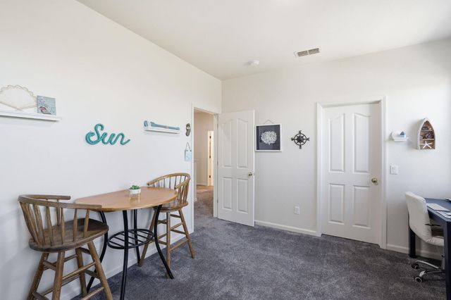 3249 Big Bear Dr, Roseville, CA 95747