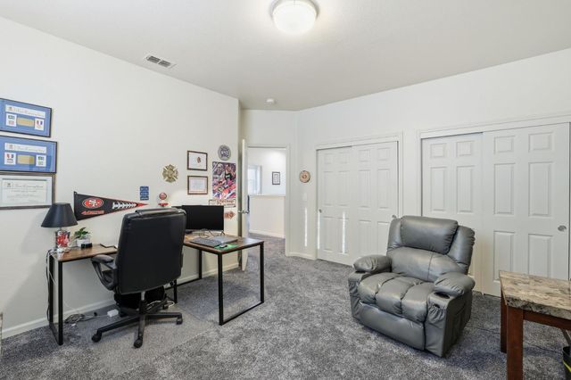 3249 Big Bear Dr, Roseville, CA 95747