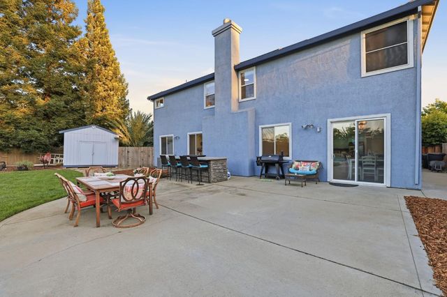 3249 Big Bear Dr, Roseville, CA 95747
