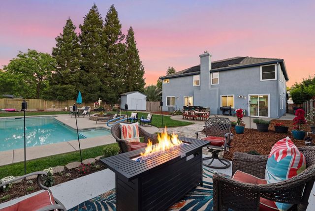 3249 Big Bear Dr, Roseville, CA 95747