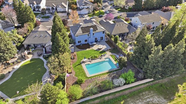 3249 Big Bear Dr, Roseville, CA 95747