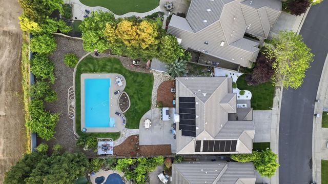 3249 Big Bear Dr, Roseville, CA 95747