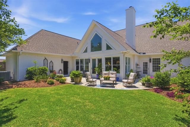 4117 Maidstone Drive, Lake Charles, LA 70605