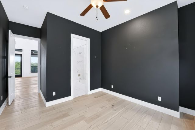 17600 Regatta View DR, Jonestown, TX 78645