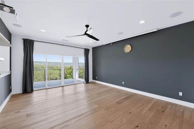 17600 Regatta View DR, Jonestown, TX 78645